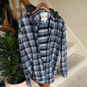 American Eagle Outfitters Navy and Charcoal Plaid Button Down Hoodie Flannel
